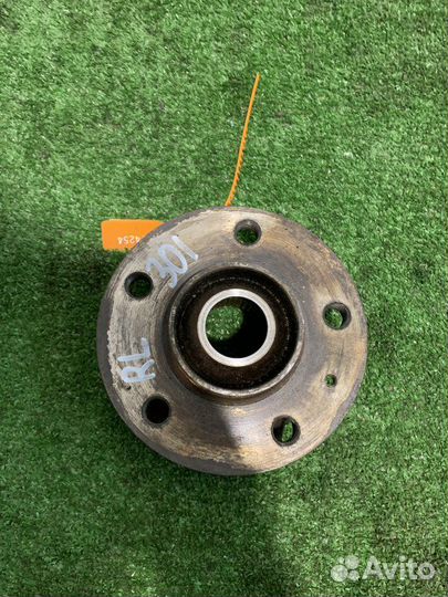 Ступица задняя Audi A4 Allroad Quattro 8KH CDN