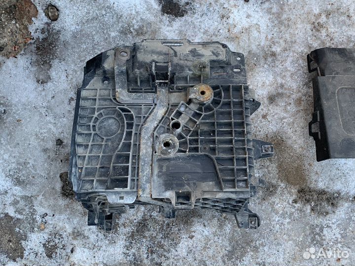 Площадка аккумулятора renault fluence