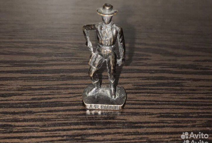 Игрушки киндер сюрприз. Металлические солдатики. 9