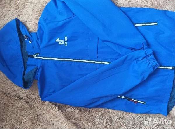 Ветровка на мальчика 152-158