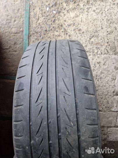 Bridgestone MY-02 Sporty Style 215/50 R17 91V