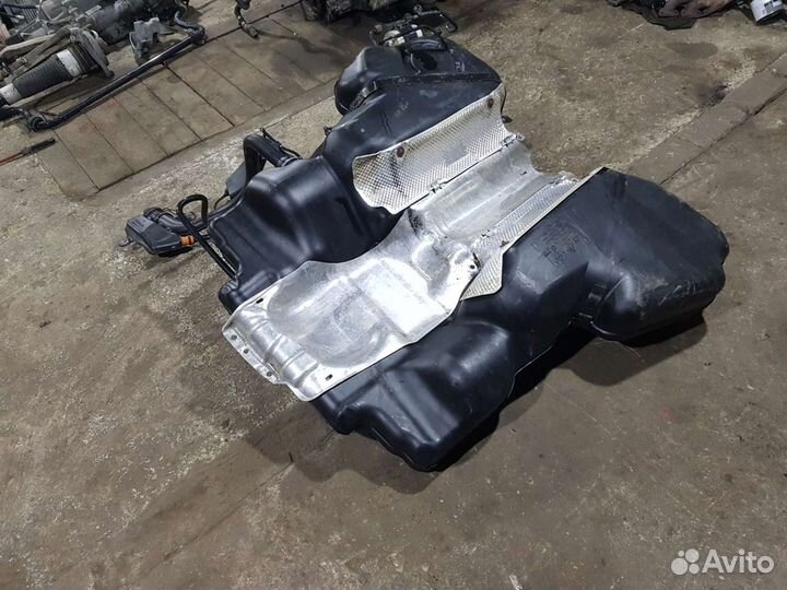 Бензобак audi a6 c6