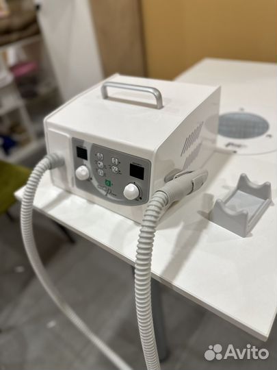 Аппарат для педикюра с пылесосом