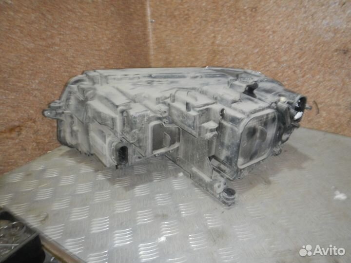 Фара правая, Volkswagen (Фольксваген) -tiguan (II)