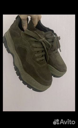 Кроссовки Эконика женские 38 размер утеплённые