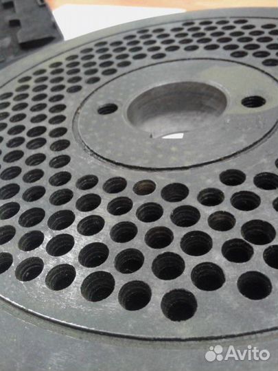 Плоские матрицы гранулятора