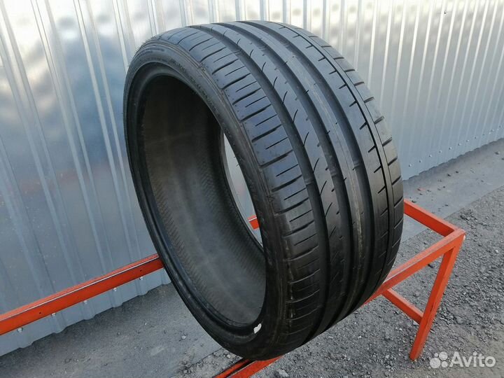 Falken Azenis FK-453CC 255/30 R19 91Y