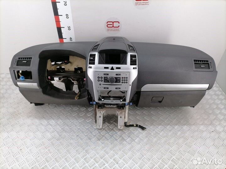 Торпедо (панель передняя) для Opel Zafira B