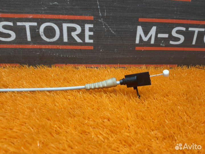 Замок двери задний левый Bmw X5 E70 N52B30A 2007