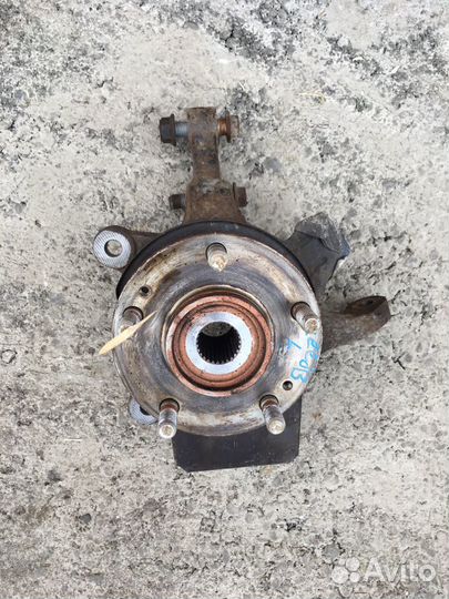 Поворотный кулак левый Kia Ceed 2