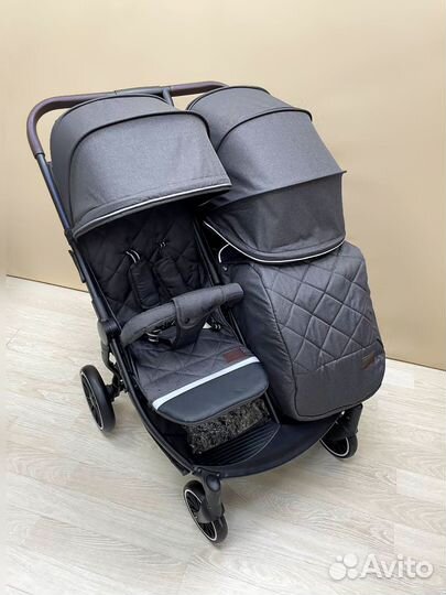 Прогулочная коляска для двойни или погодок