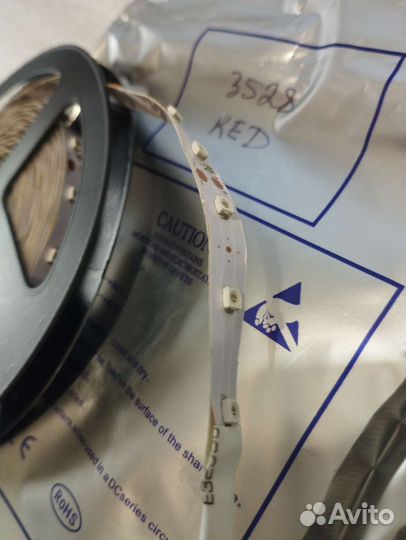 Светодиодная лента красная 3528