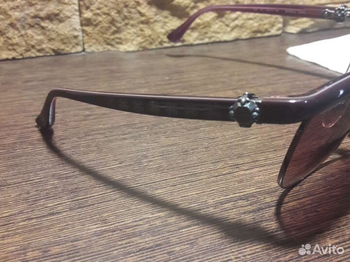 Солнцезащитные очки женские брендовые