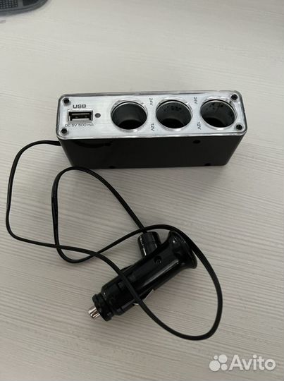 Переходник для зарядки в автомобиле