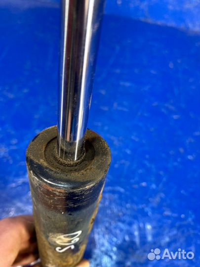 Амортизатор задний Volvo S60 RH 1 поколение B5244S