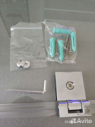 Стеклянная штора шторка ширма в ванную перегородка