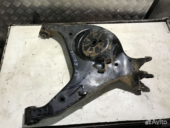 Рычаг задний нижний левый Land Rover Range Rover 3