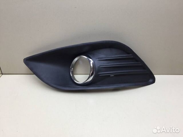 Рамка противотуманной фары левой Ford Focus 2 DB 2