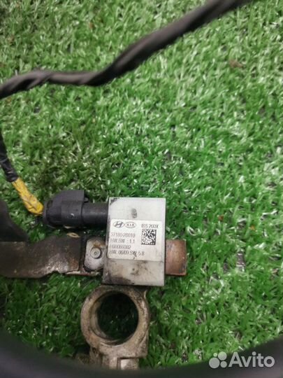 Клемма акб Hyundai Santa-Fe 2 SUV 2.2 дизель D4HB