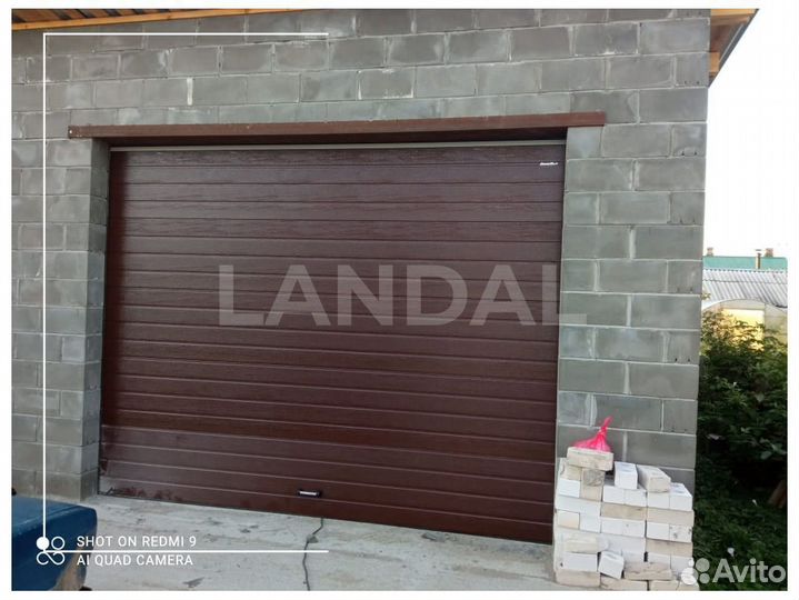 Секционные ворота