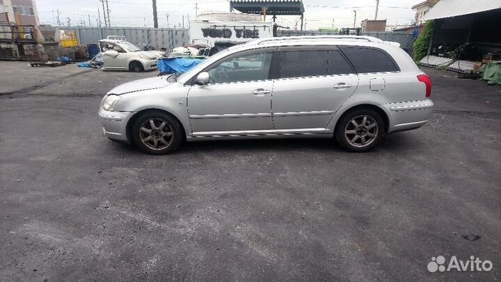 Ручка кпп Toyota Avensis wagon AZT250W