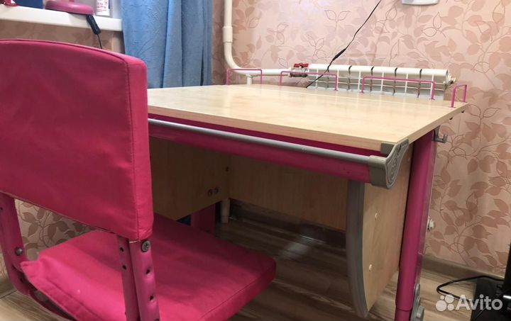 Растущая парта и стул деми