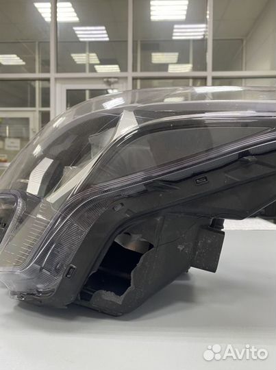 Фара передняя левая Kia Rio 4 2020