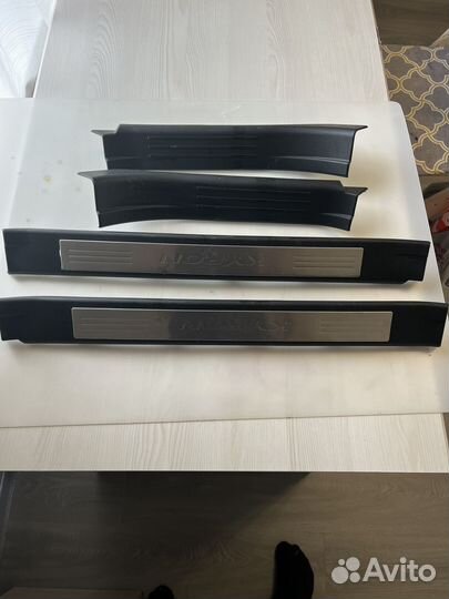 Накладки порога на ssangyong Kyron и Rexton