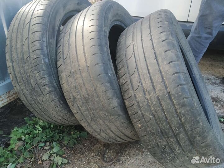 Continental ContiPremiumContact 2 215/55 R17