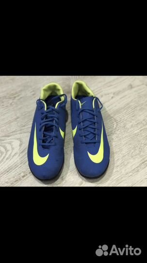 Шиповки для футбола Nike