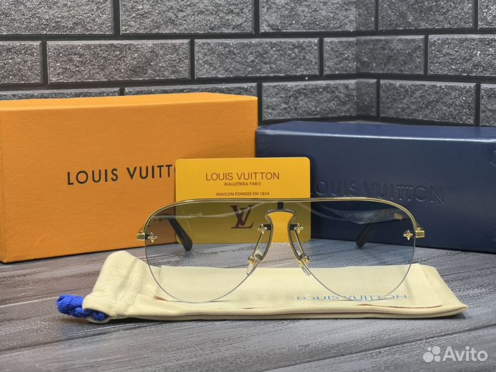 Солнцезащитные очки Louis vuitton