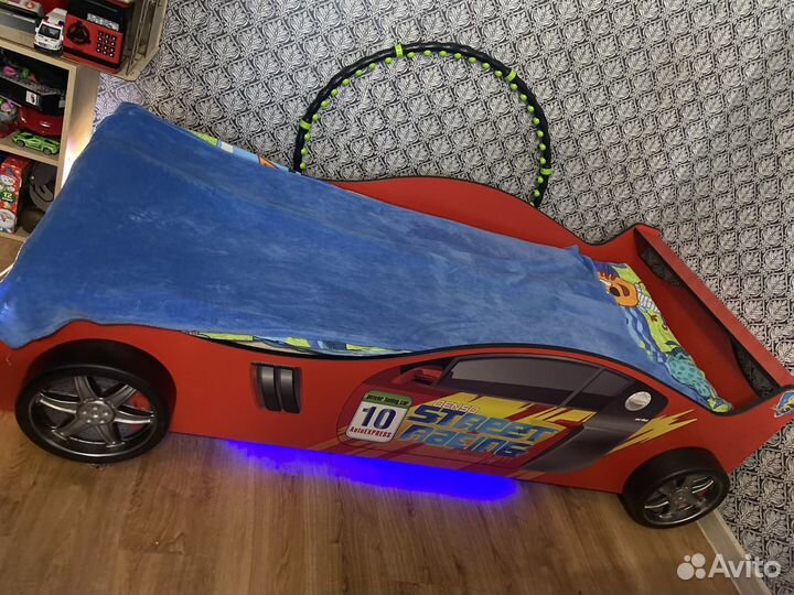 Кровать машина с подсветкой