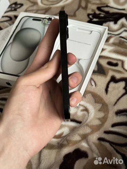 iPhone 15, 128 ГБ