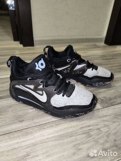 Кроссовки nike