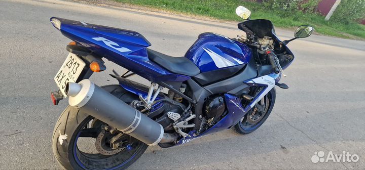 Yamaha r1