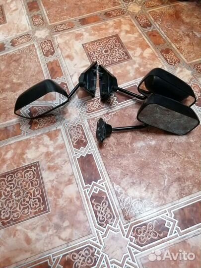 Боковое зеркало заднего вида