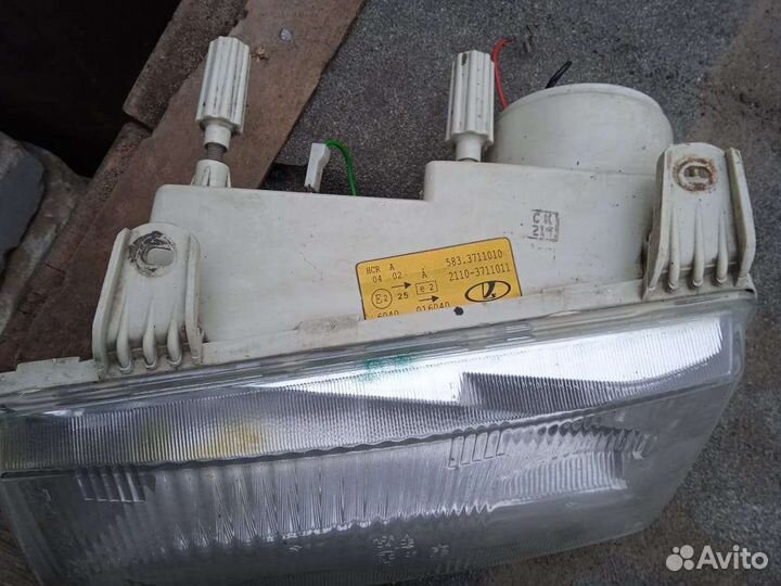 Фара ваз 2110