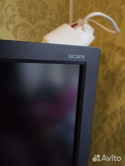 Мониторы benq и крепление ergotron