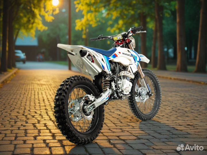 Мотоцикл эндуро Motoland CRF 250