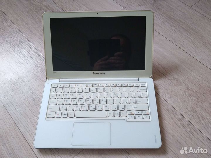 Lenovo Ideapad S206