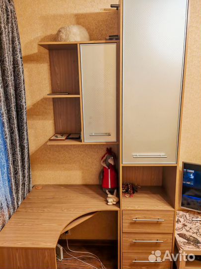 Компьютерный стол