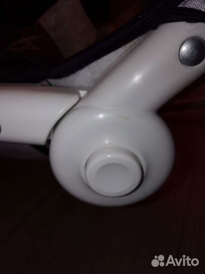 Шезлонг детский