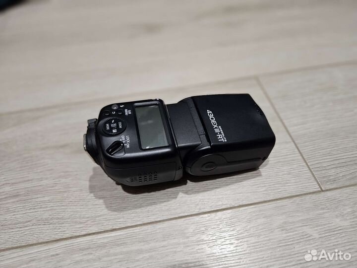 Вспышка Canon 430 EX-III RT