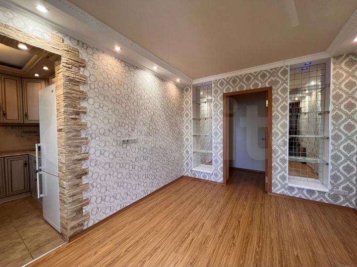 2-к. квартира, 48 м², 2/5 эт.