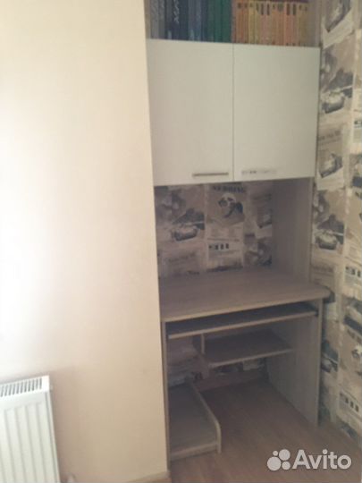 Стол со шкафом