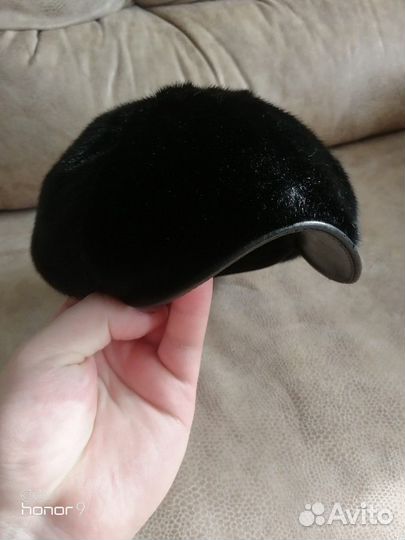 Меховая мужская кепка