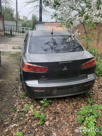 Mitsubishi Lancer 1.8 CVT, 2008, битый, 200 000 км