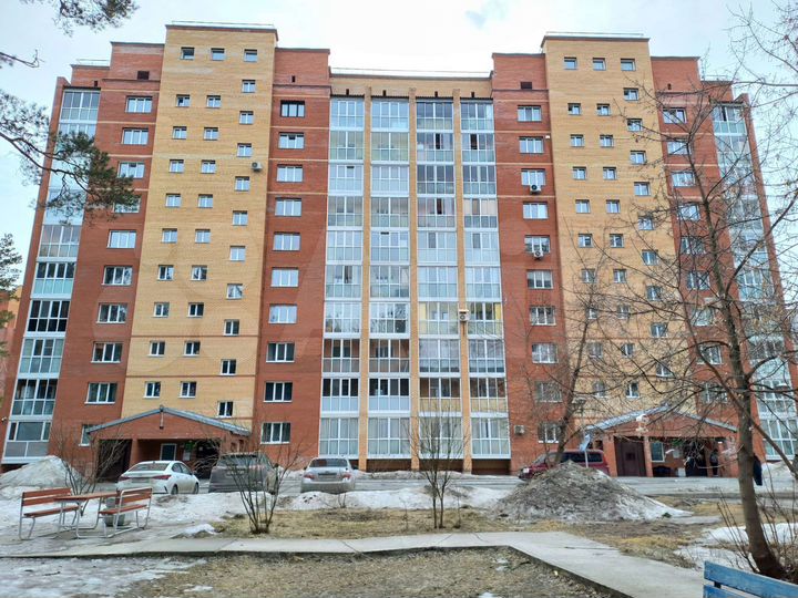 2-к. квартира, 80,2 м², 1/10 эт.