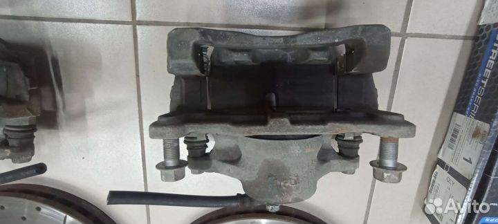 Суппорта с дисками Camry 70