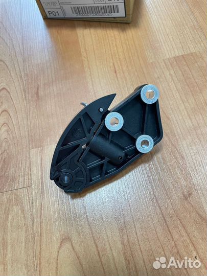 Натяжитель цепи Volkswagen Touareg (2003-2007)